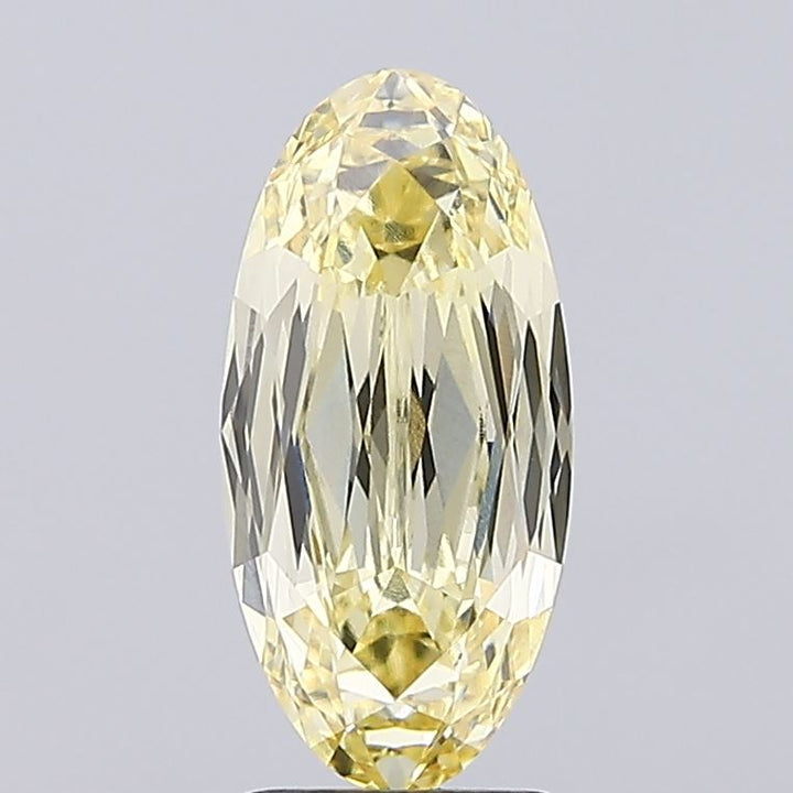 (LG) 3.08 Ct Fancy Light Yellow Crisscut Moval