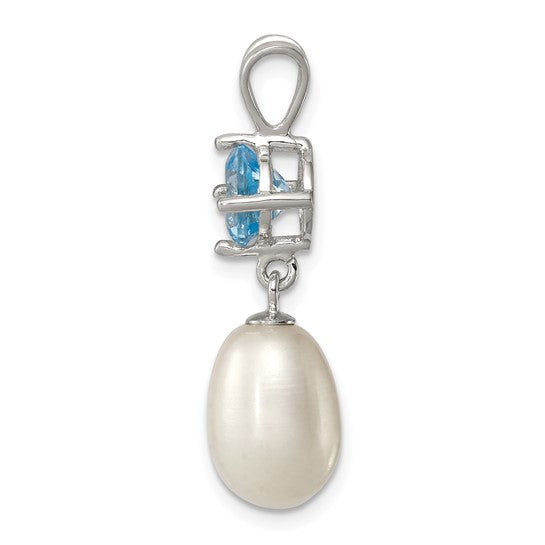 Pearl Droplet Necklace