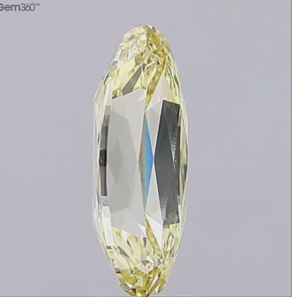 (LG) 3.08 Ct Fancy Light Yellow Crisscut Moval