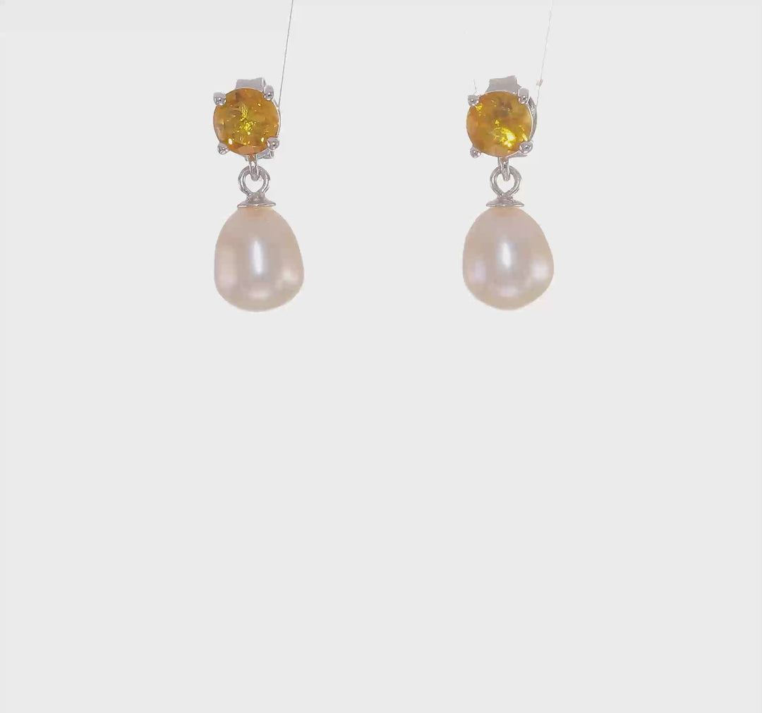 Pearl Droplet Earring