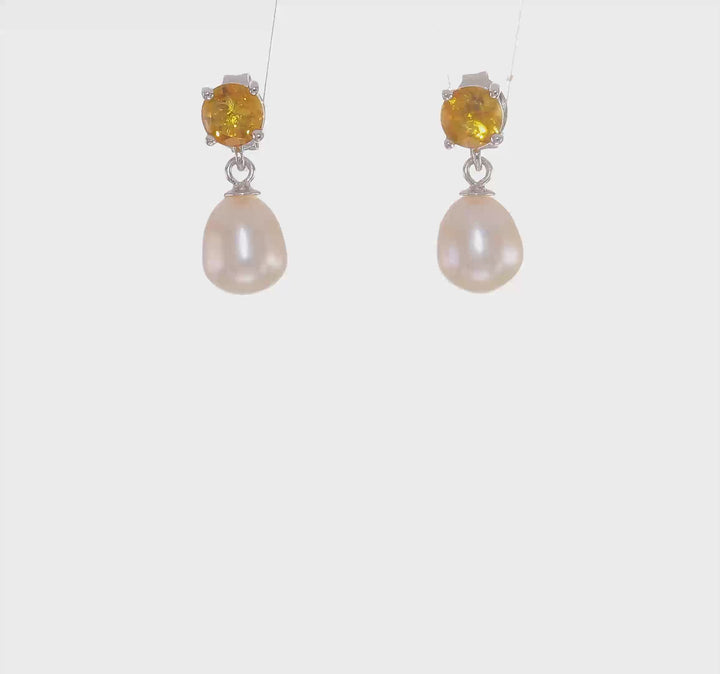 Pearl Droplet Earring