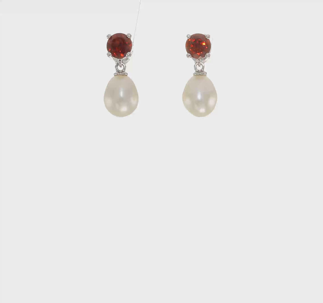 Pearl Droplet Earring